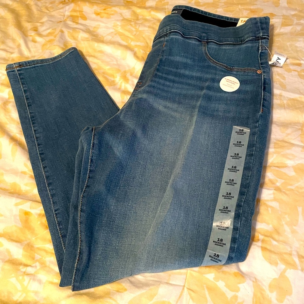 Old Navy RockStar Mid-Rise Jegging